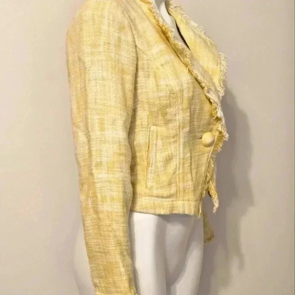CAbi Yellow Daisy Statement Tweed Fringe Cropped Jacket Medium Style 339 Small - Picture 5 of 10
